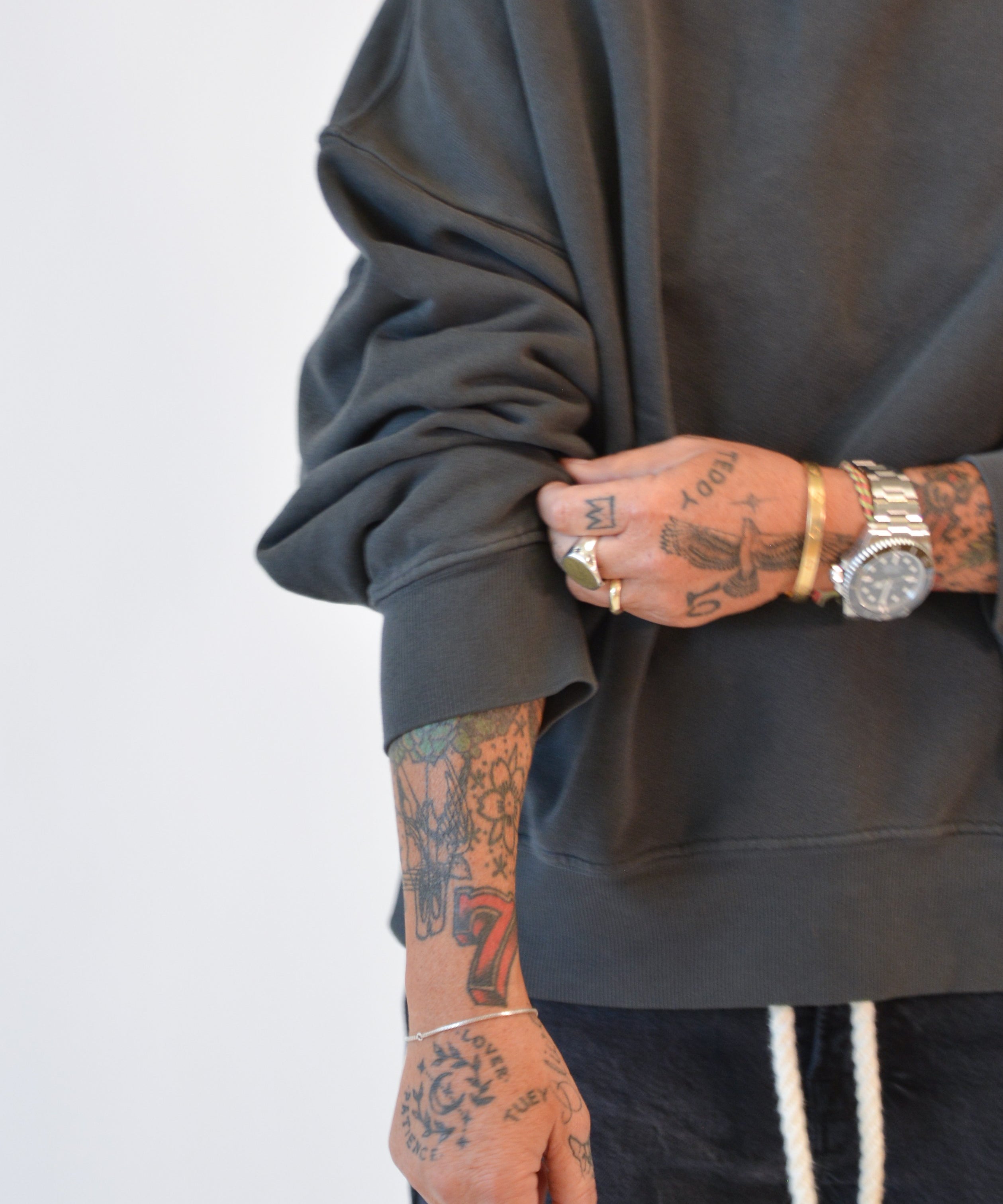 The Crewneck Sweatshirt in Vintage Black